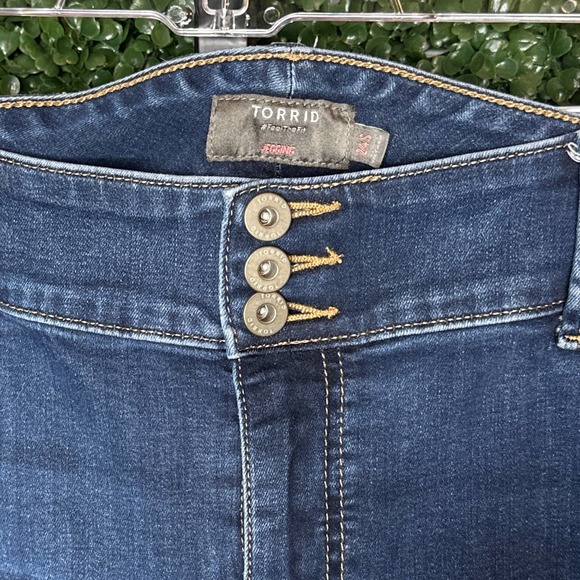 Torrid Distressed Skinny Jegging Jeans Size 24S - Picture 4 of 8